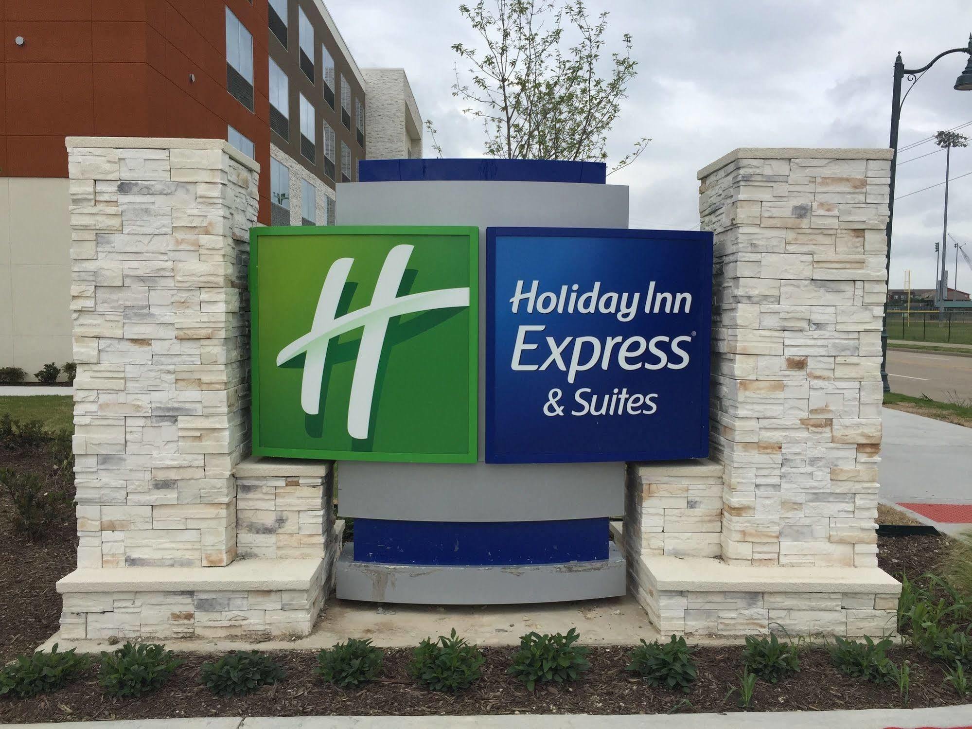 Holiday Inn Express & Suites Mckinney - Frisco East By Ihg Exterior foto